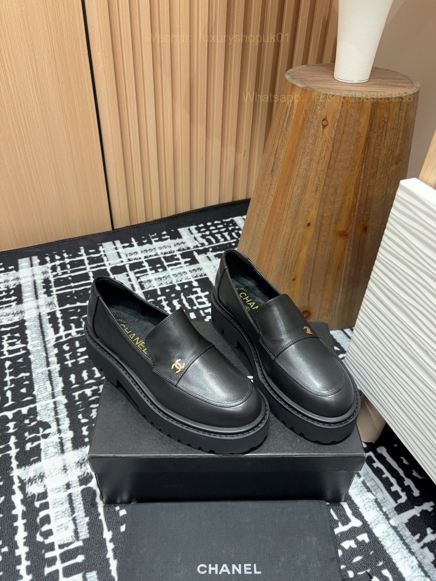 Chanel Leather Loafer flat CC Logo Women Shoes