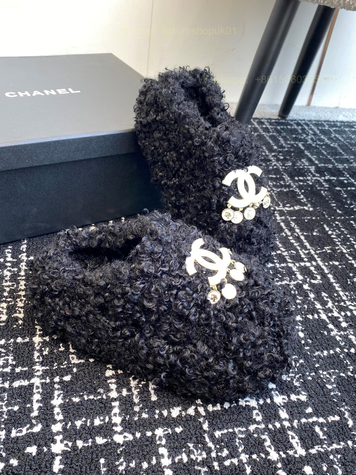 Chanel Slipper Sandal Slide Mule Fur Shearling CC Logo Women Shoes