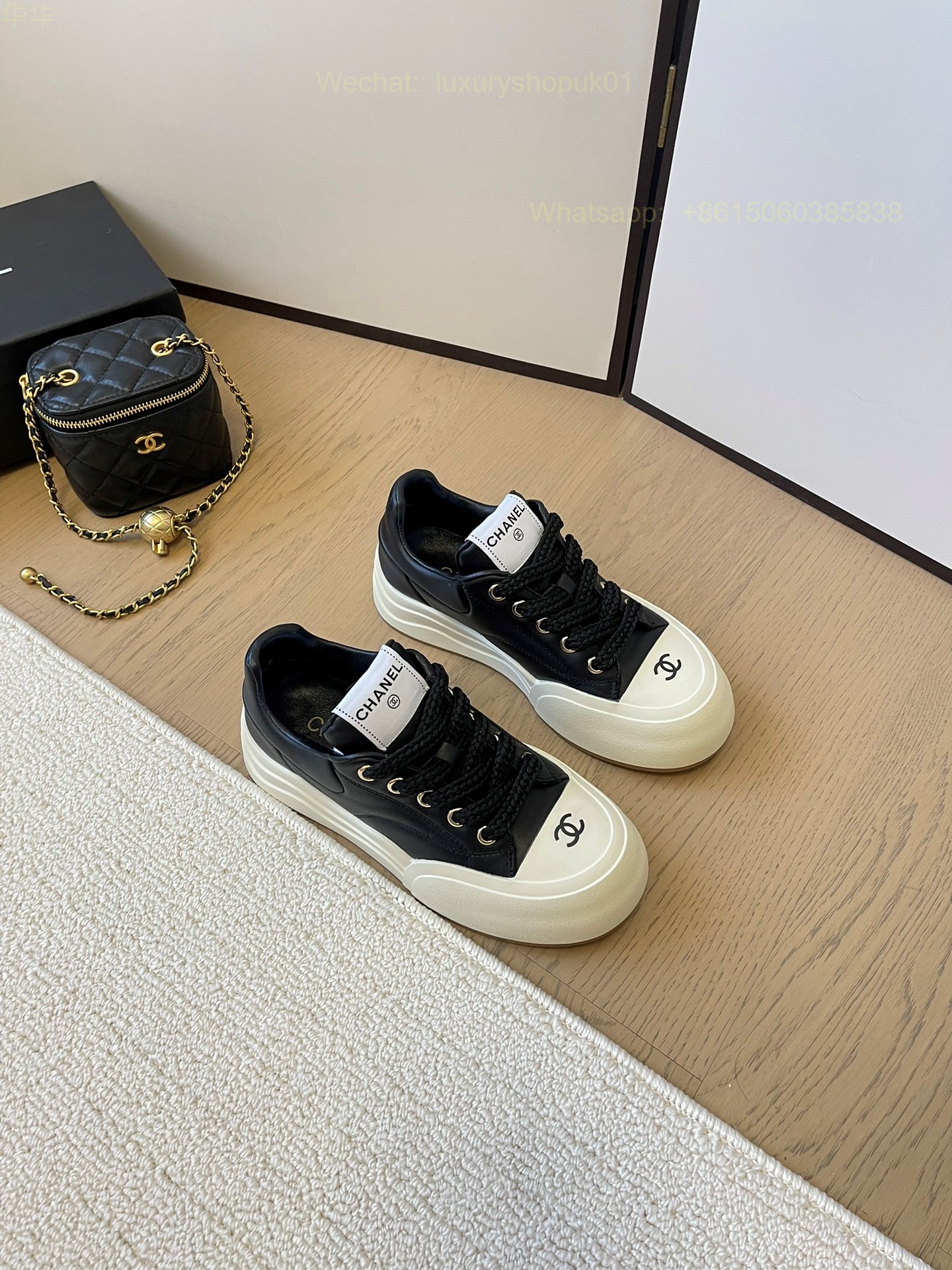 Chanel Sneaker CC Logo Women Shoes