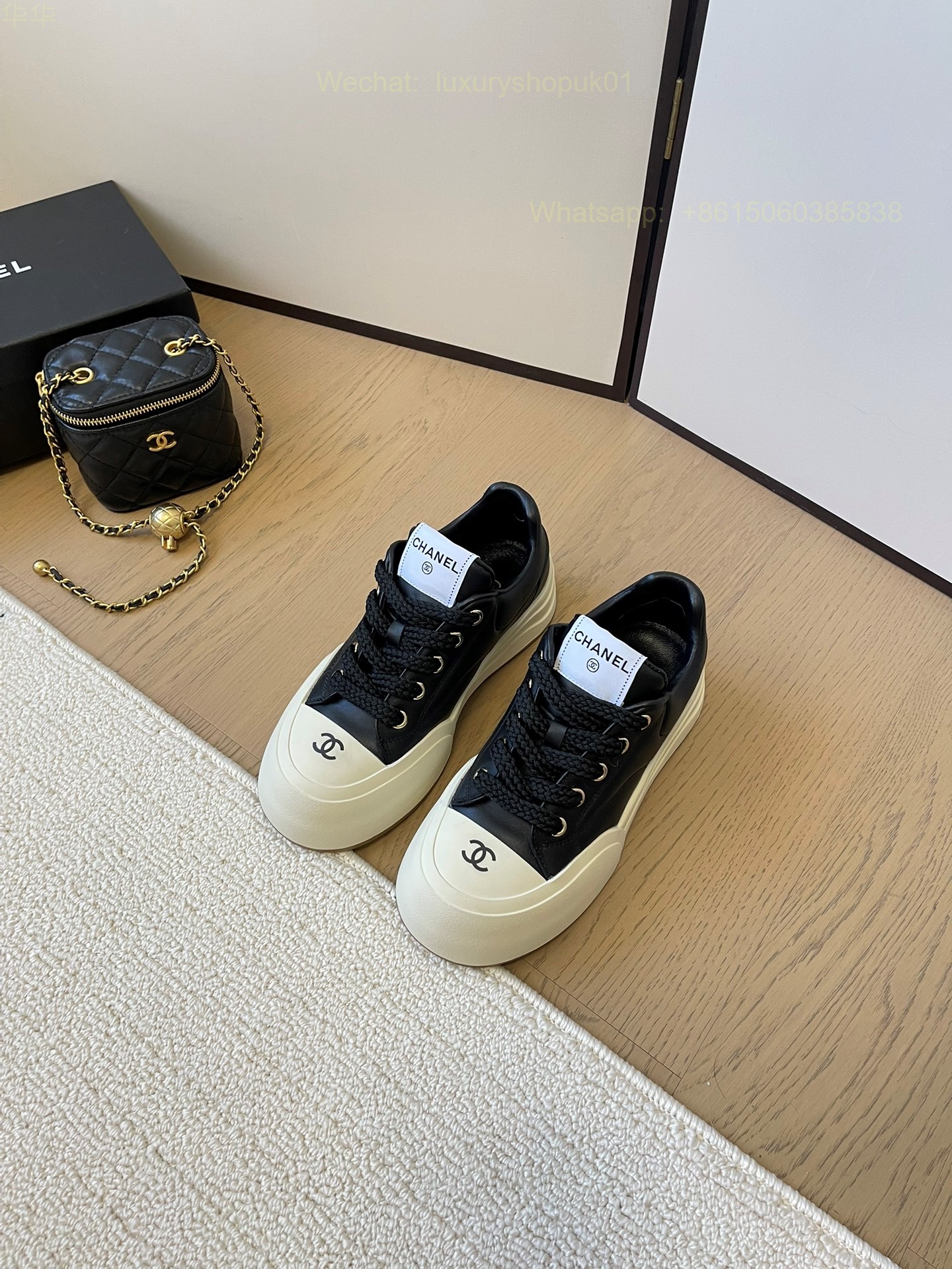 Chanel Sneaker CC Logo Women Shoes