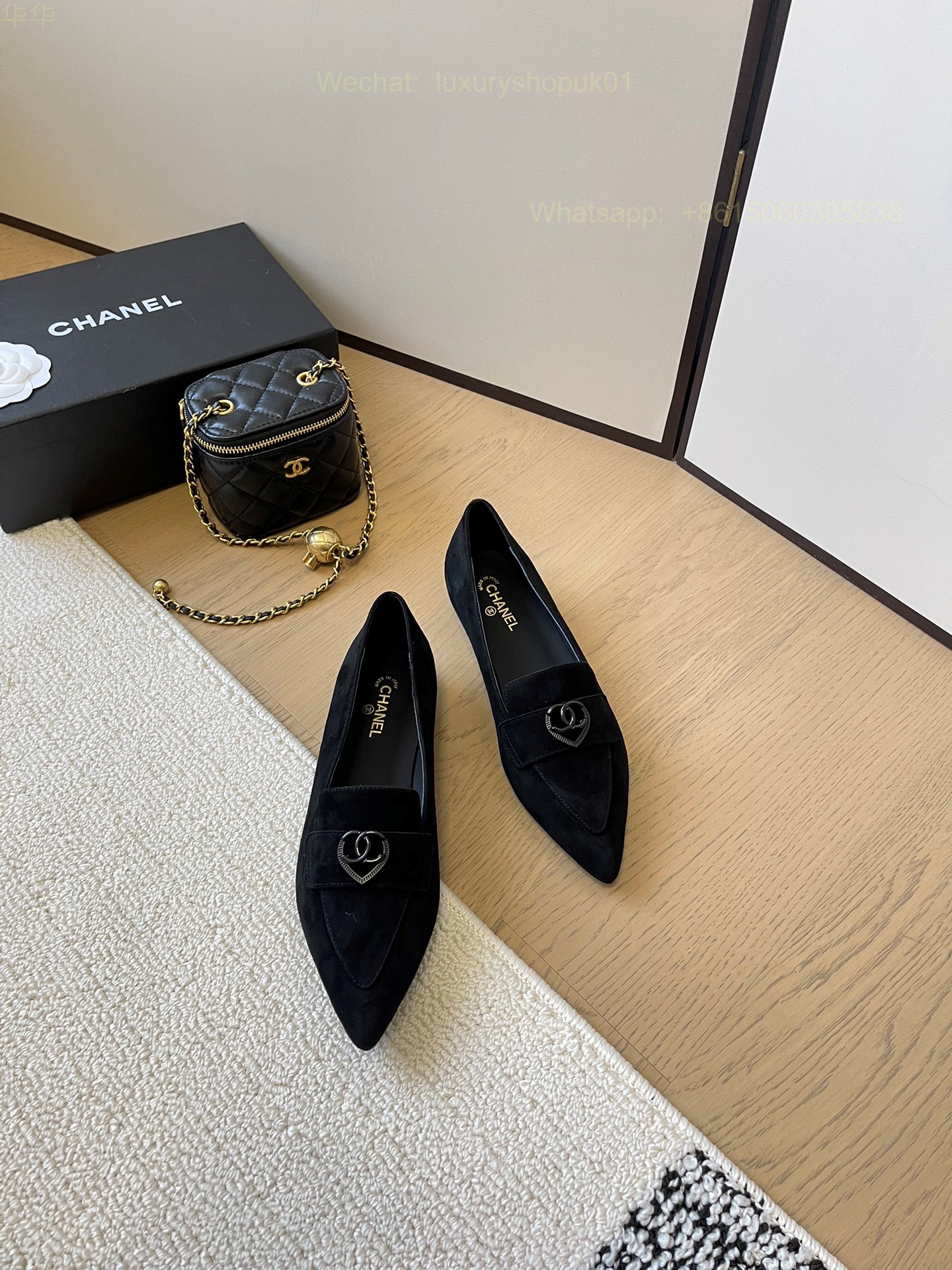 Chanel Leather Loafer Pointed Toe flat CC Logo Women Shoes