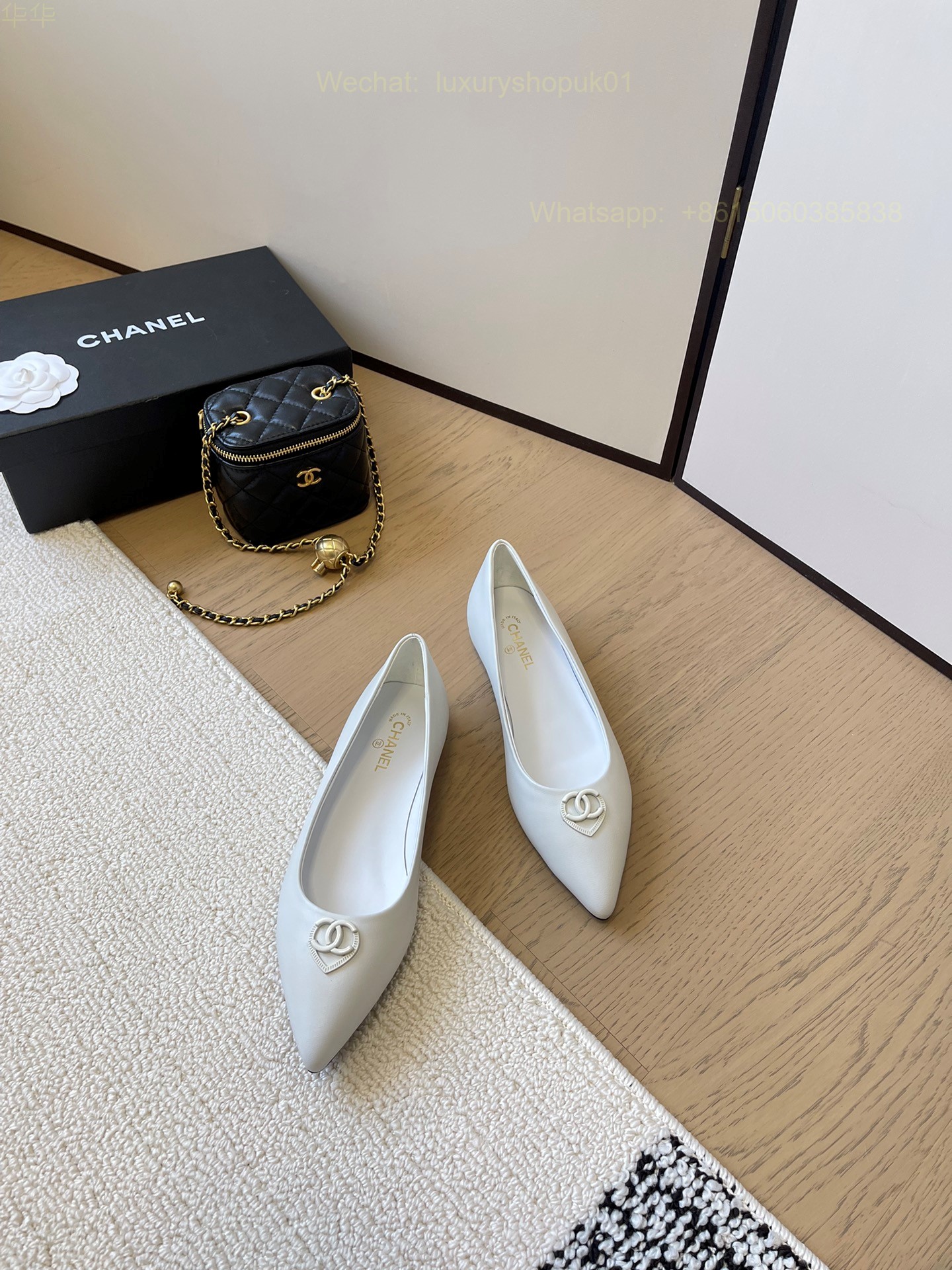 Chanel Leather Pointed Toe Ballet flat CC Logo Women Shoes