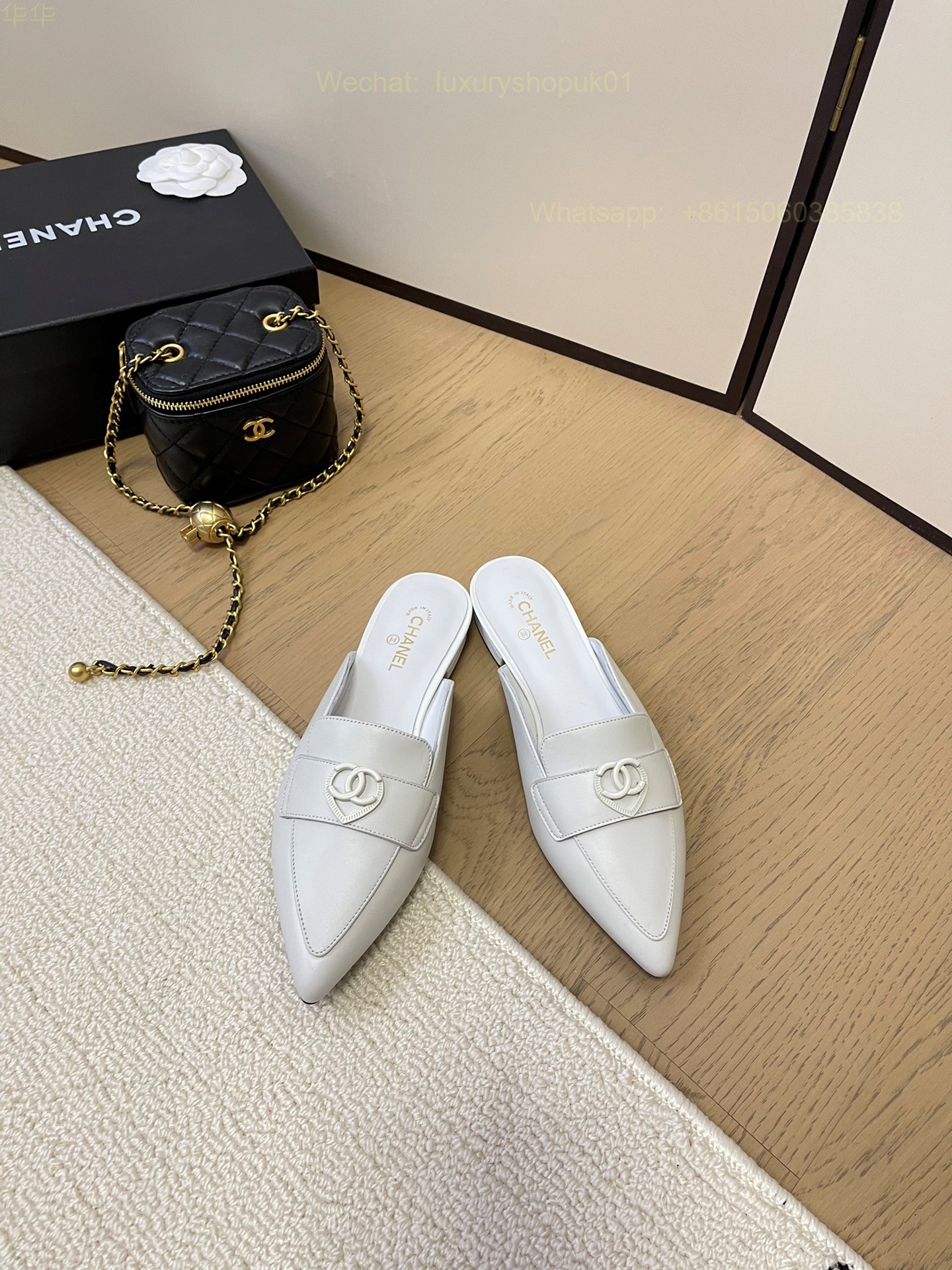 Chanel Leather Slipper Pointed Toe flat CC Logo Women Shoes