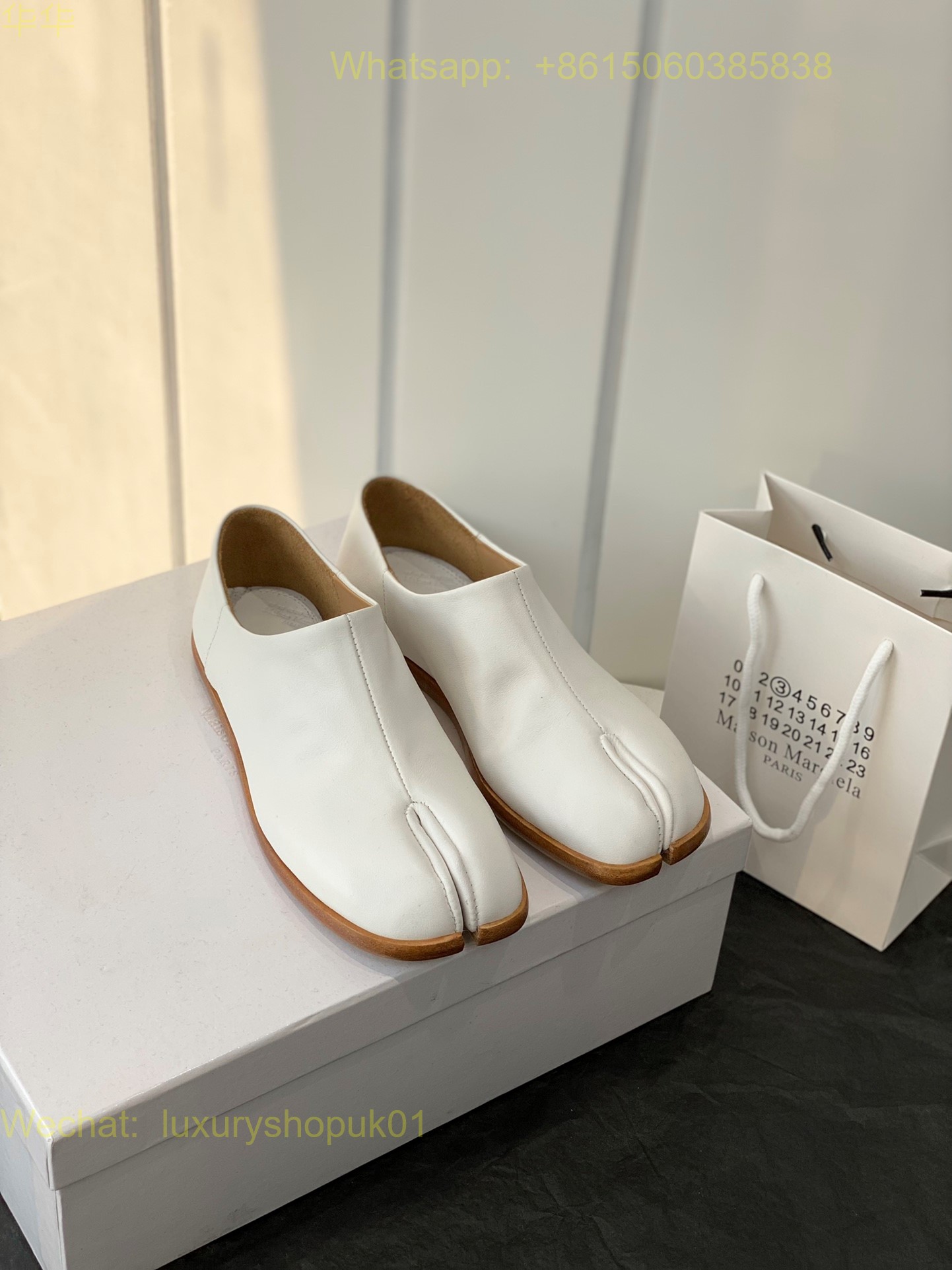 MM6 MAISON MARGIELA Slip-On tabi Shoes Women Flat Shoes