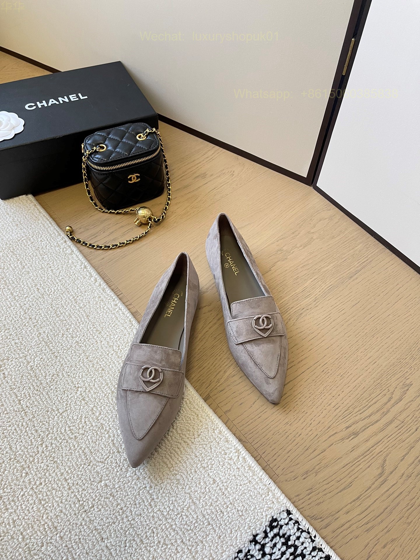 Chanel Leather Loafer Pointed Toe flat CC Logo Women Shoes