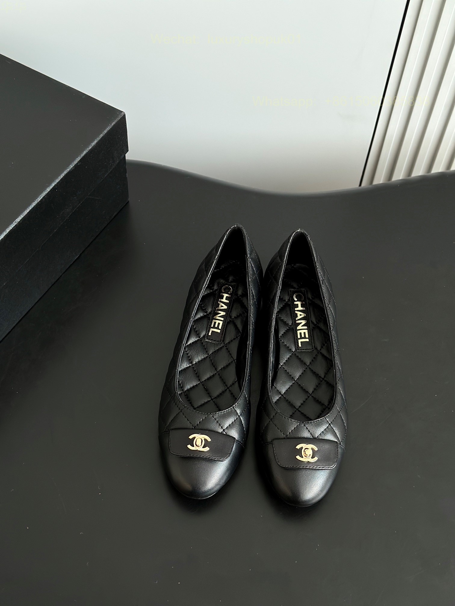 Chanel Leather cap toe Ballet flat CC Logo Women Shoes