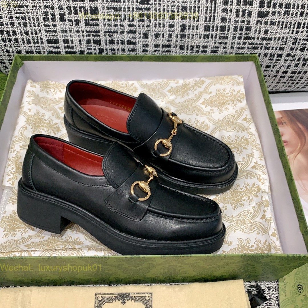 Gucci Horsebit-Detail Leather Slip-On Loafers Women Shoes