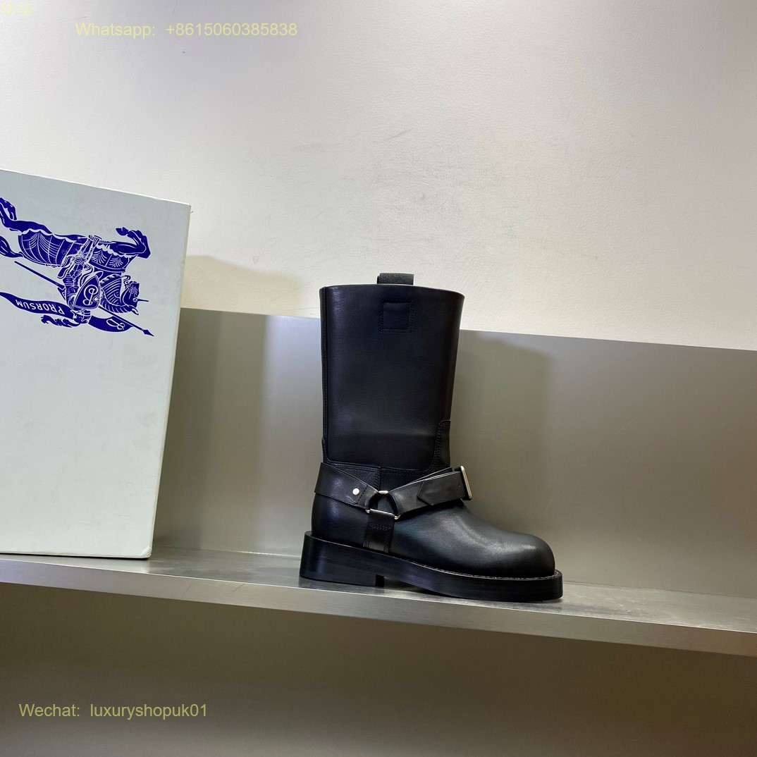 Burberry Saddle Buckled Round-Toe Boots Women Shoes