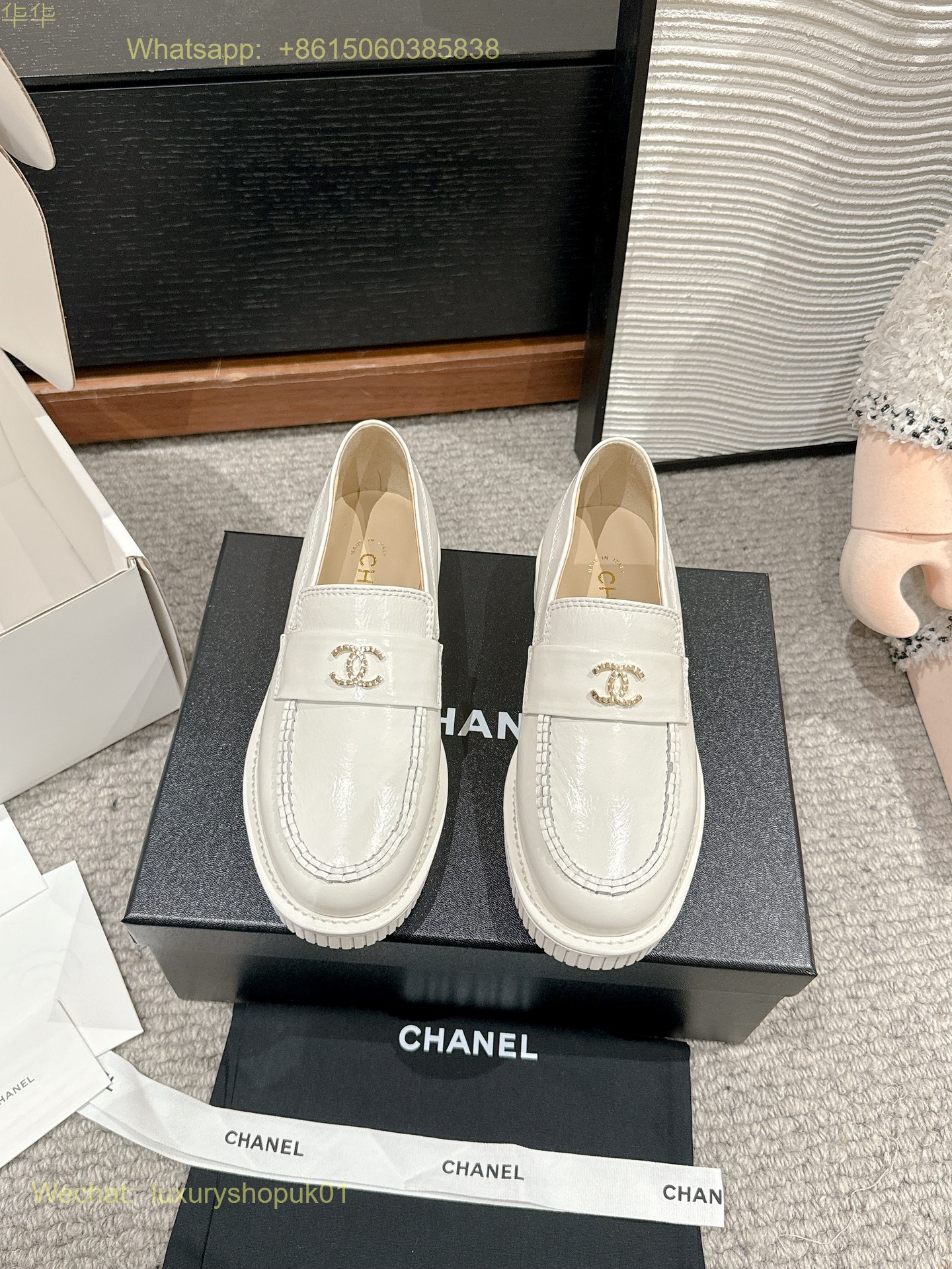 Chanel Leather Loafer flat CC Logo Women Shoes