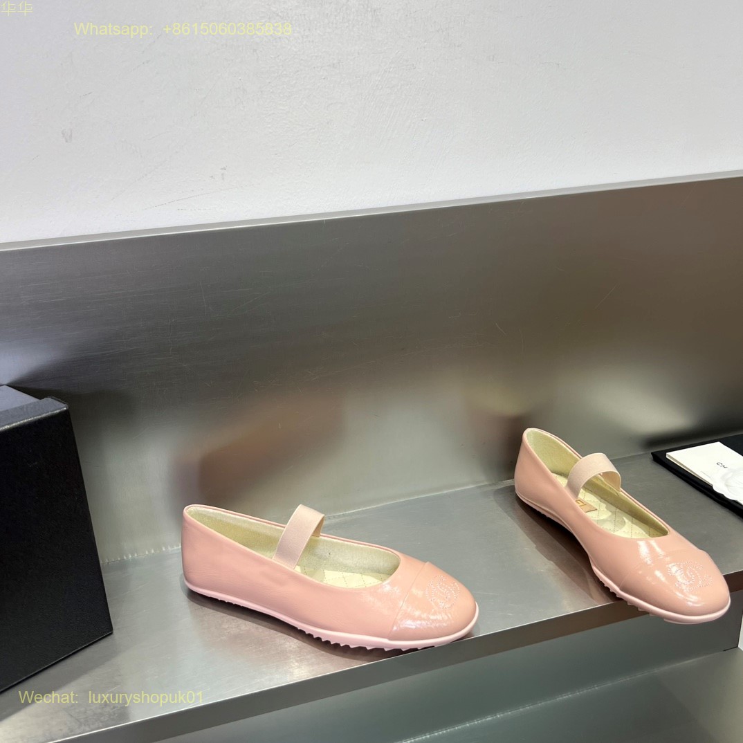 Chanel cap toe strap Leather Ballet flats CC Logo Women Shoes