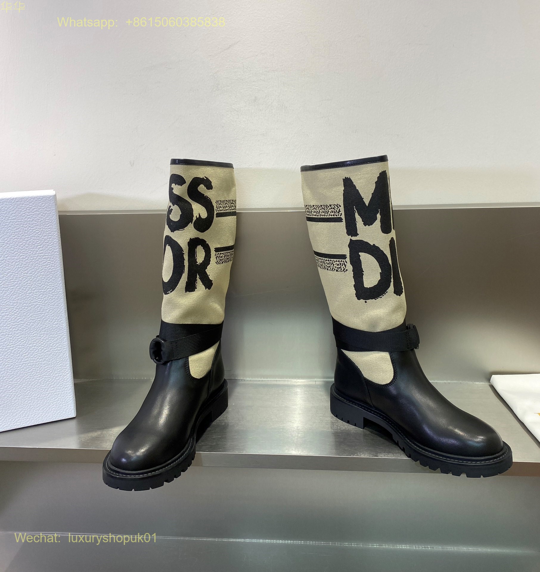 Christian Dior D-Major Round Toe Boots Women Shoes