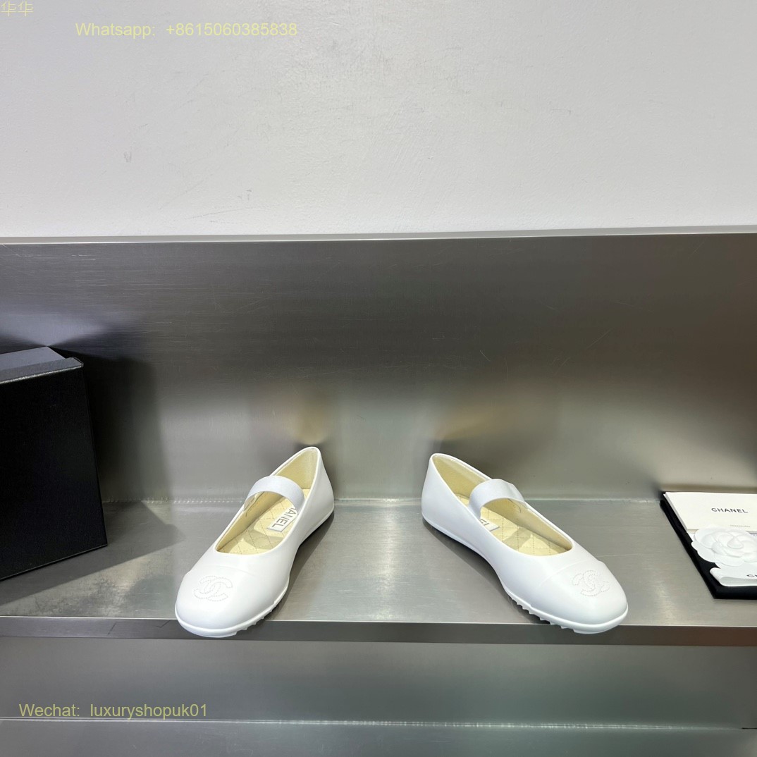 Chanel cap toe strap Leather Ballet flats CC Logo Women Shoes