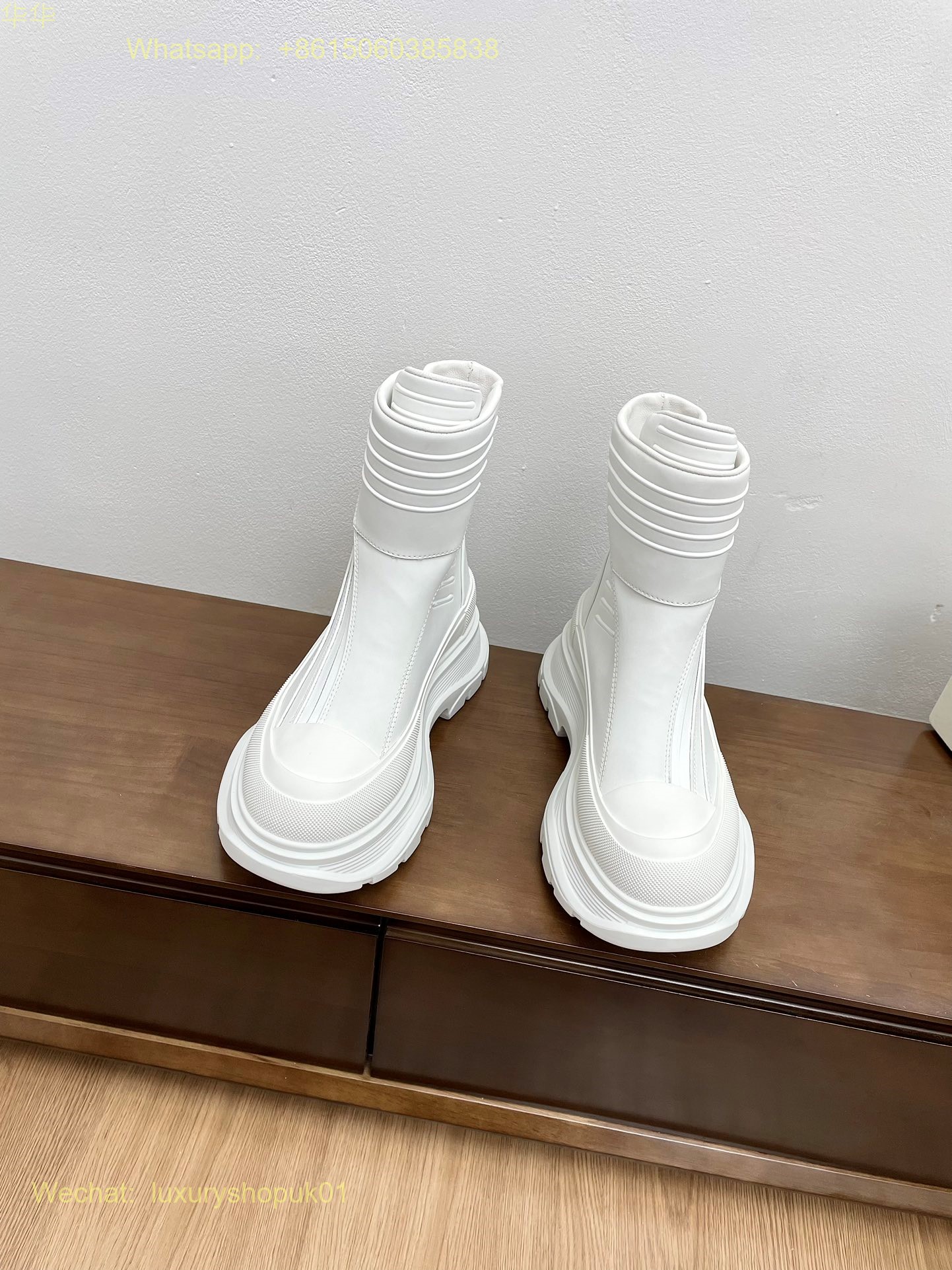 Alexander McQueen Tread Slick High-Top Sneakers Mens Women Sports Shoes