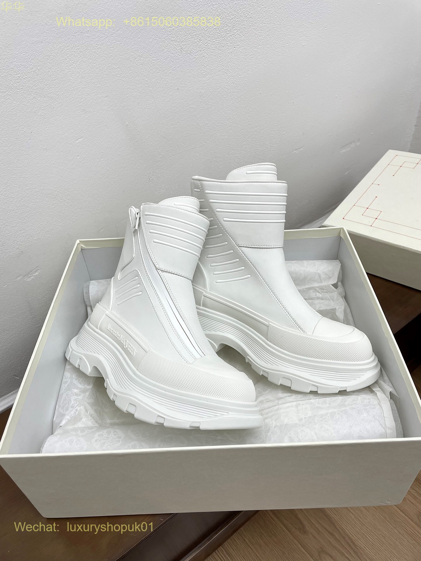 Alexander McQueen Tread Slick High-Top Sneakers Mens Women Sports Shoes