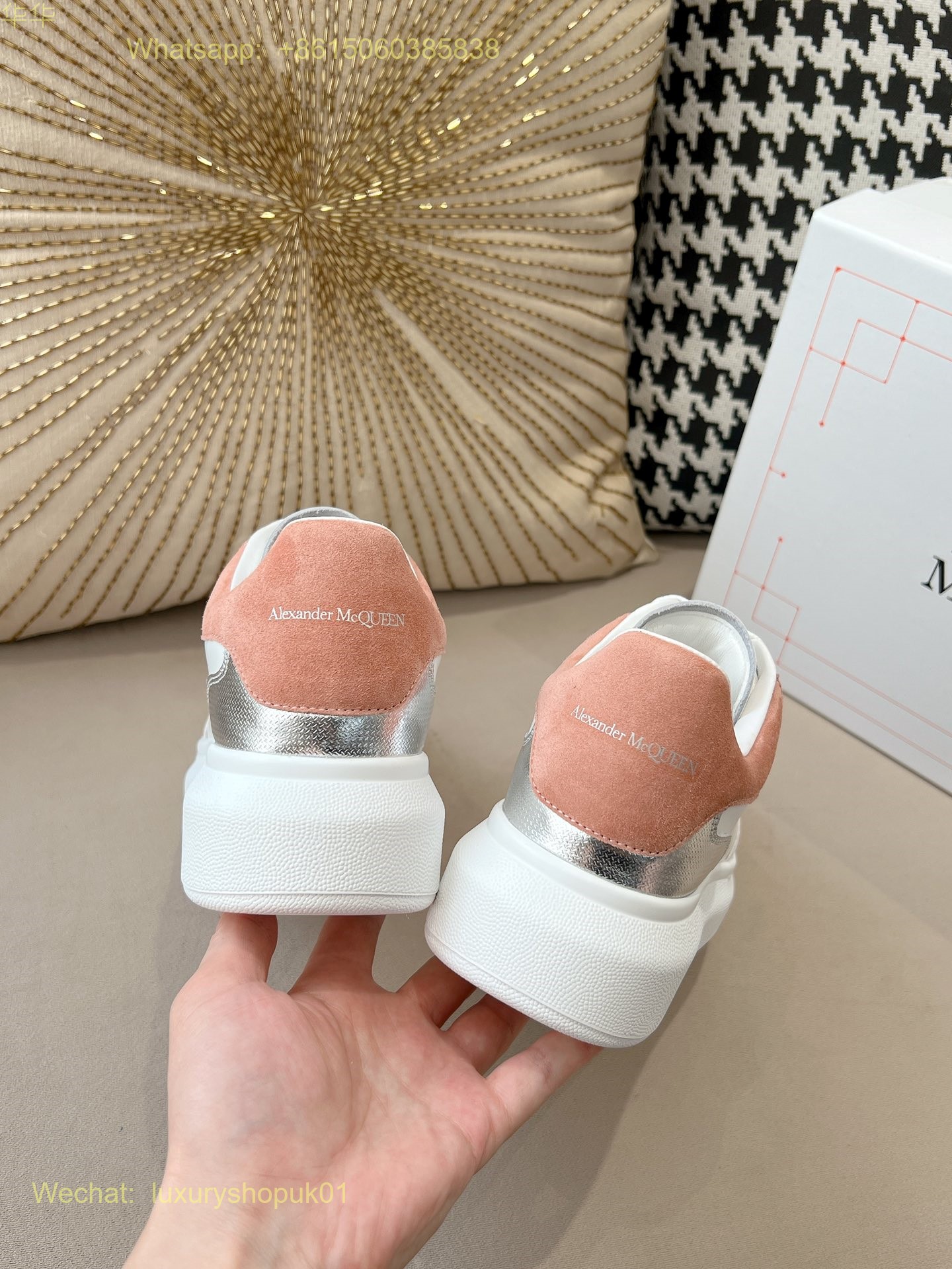 Alexander McQueen Oversized Lace-Up Low-Top Sneakers Mens Women Sports Shoes