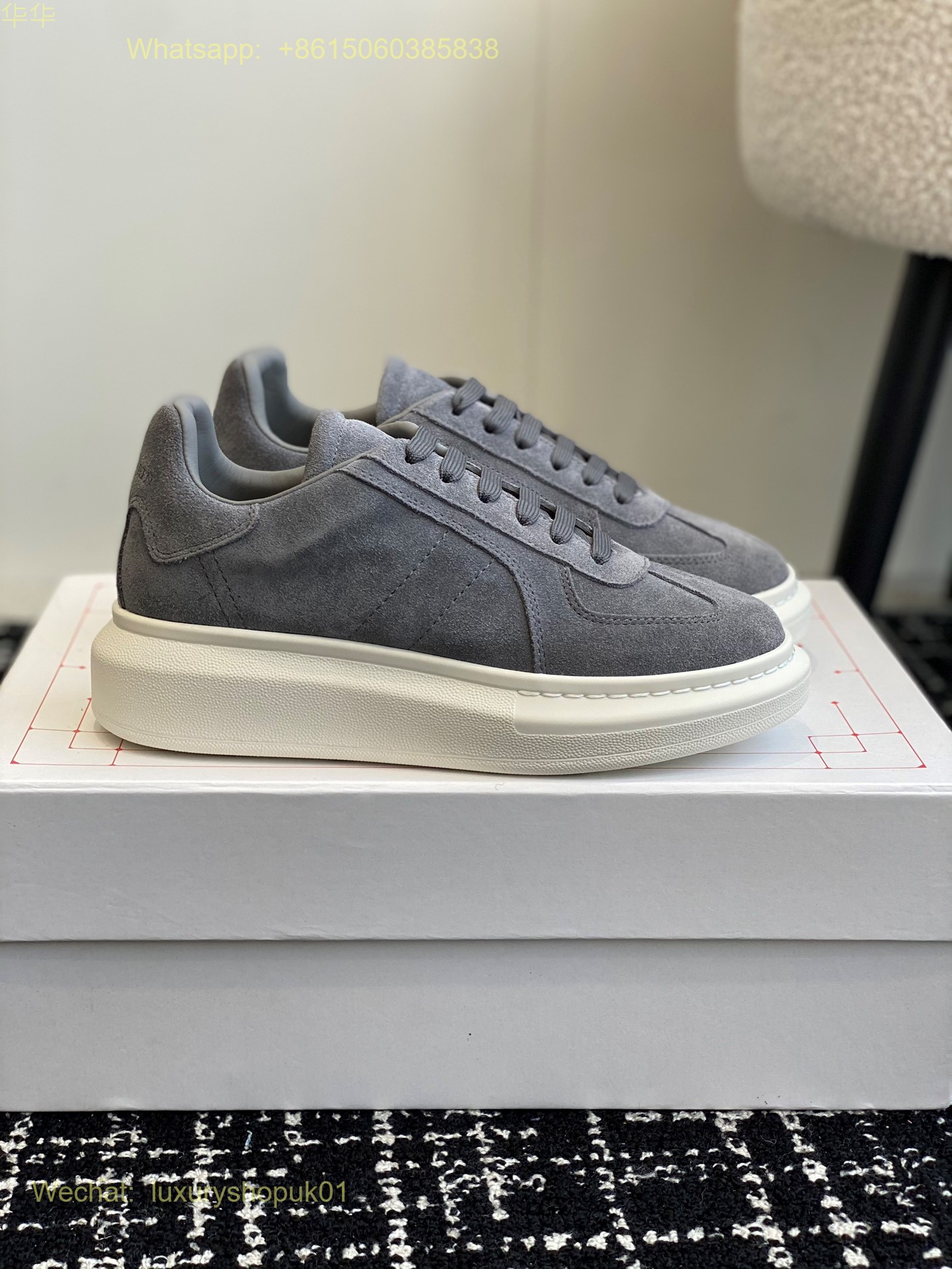 Alexander McQueen suede Oversized Lace-Up Low-Top Sneakers Mens Women Sports Shoes