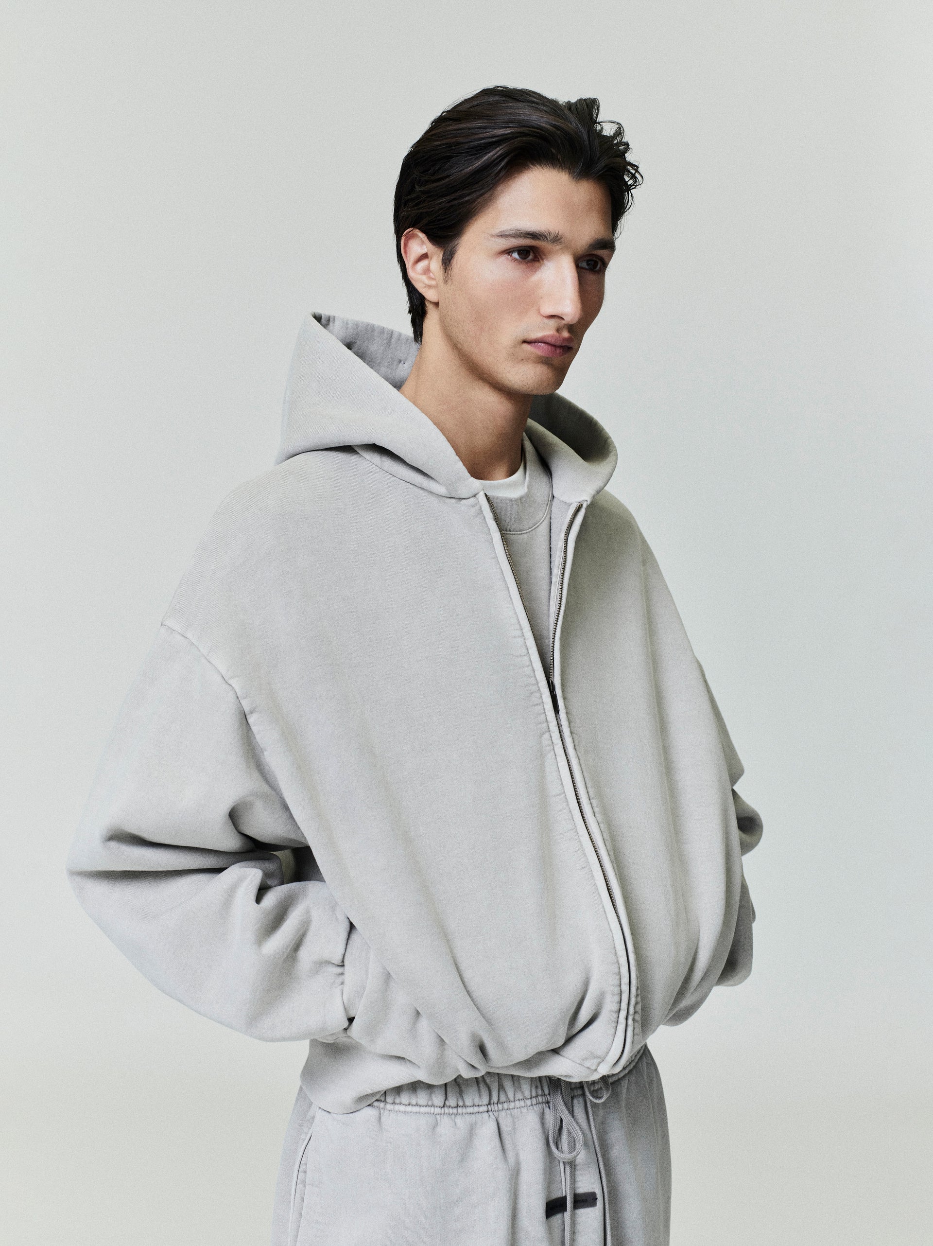 FEAR OF GOD ESSENTIALS Embroidered Classic Full Zip Hoodie