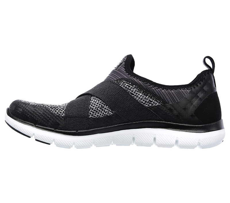 Skechers Women Flex Appeal 2.0 - New Image Black/White