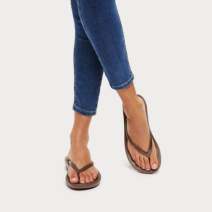 Fitflop Iqushion Ergonomic Flip Flops - FitFlop Online