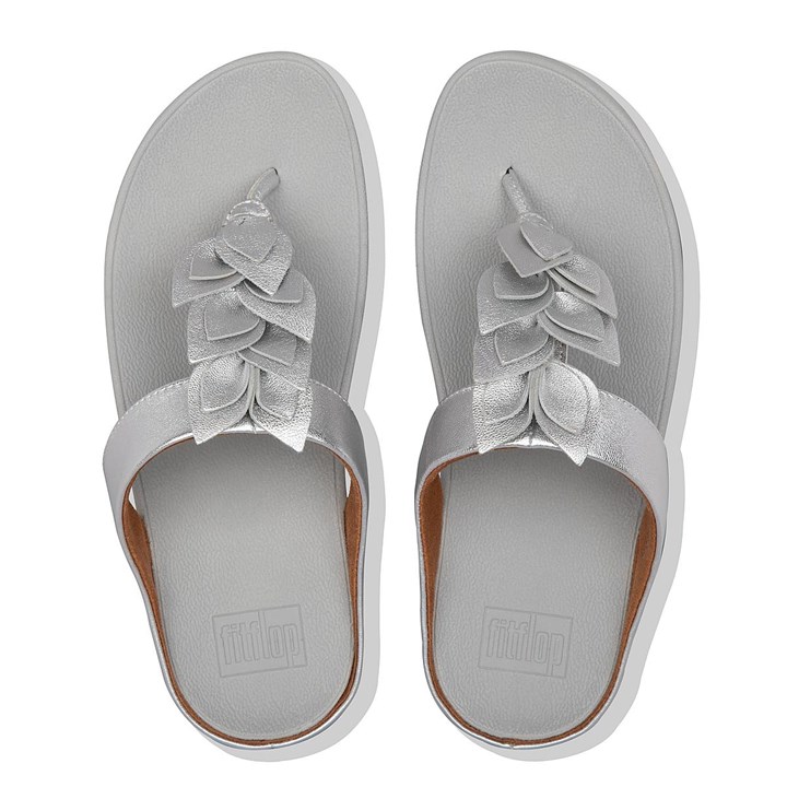 Fitflop Fino Leaf Metallic Leather Toe-Thongs Toe-Post Sandals - FitFlop Online
