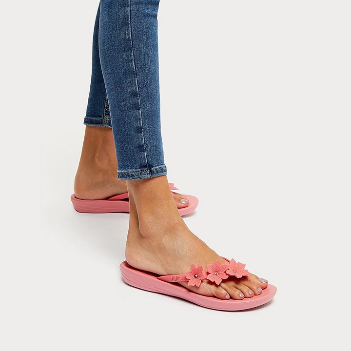 Fitflop Iqushion Flower Flip Flops - FitFlop Online