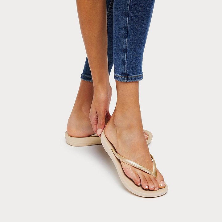 Fitflop Iqushion Ergonomic Flip Flops - FitFlop Online