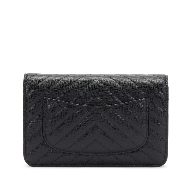 Black Caviar Chevron Wallet On Chain Silver Hardware