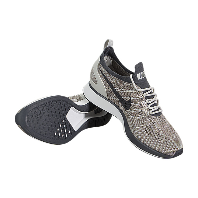 Nike Women Air Zoom Mariah Racer - Pale Grey / Dark Grey