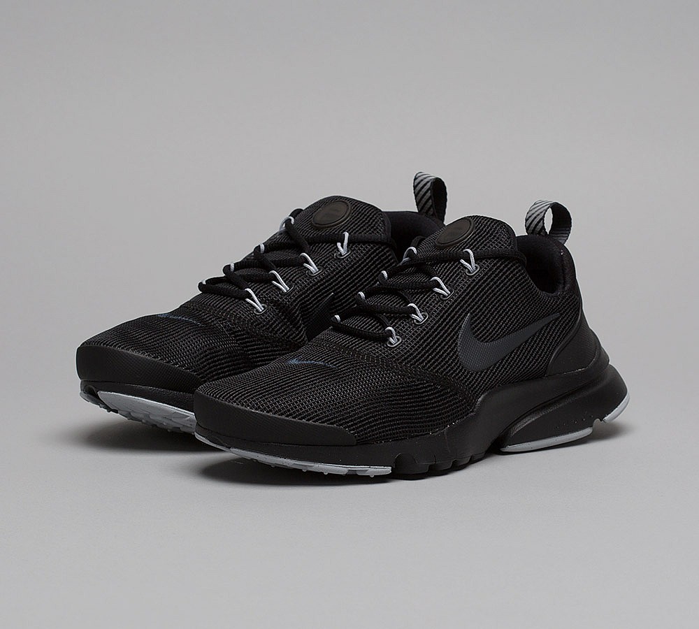 Nike Junior Presto Fly Trainer | Black / Anthracite