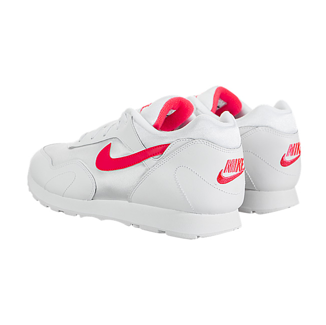 Nike Women Outburst OG - White / Solar Red