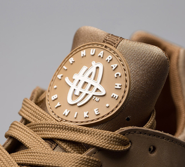 Nike Air Huarache Trainer | Flax / Sail / Gum
