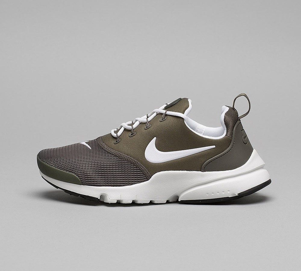 Nike Junior Presto Fly Trainer | Ridgerock / White