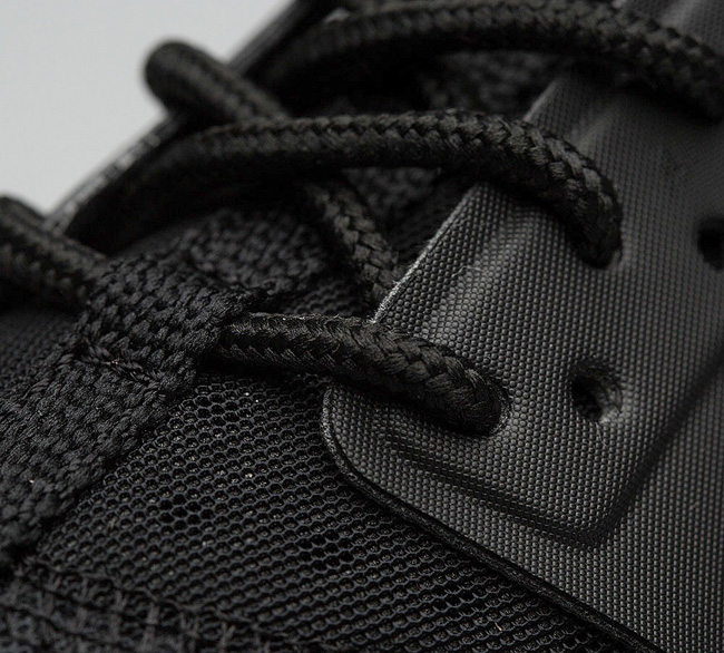 Nike Junior Air Huarache Run Ultra Trainer | Black / Tea Berry / White