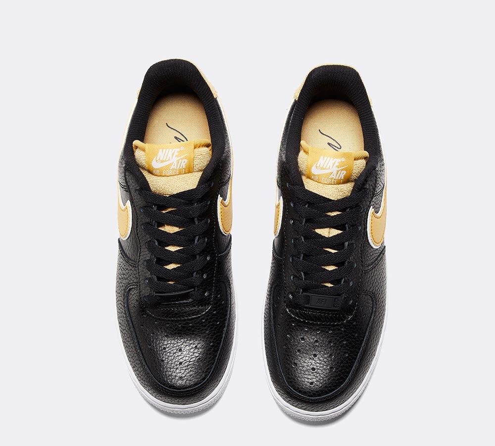 Nike Womens Air Force 1 '07 SE Trainer - Black / Wheat Gold