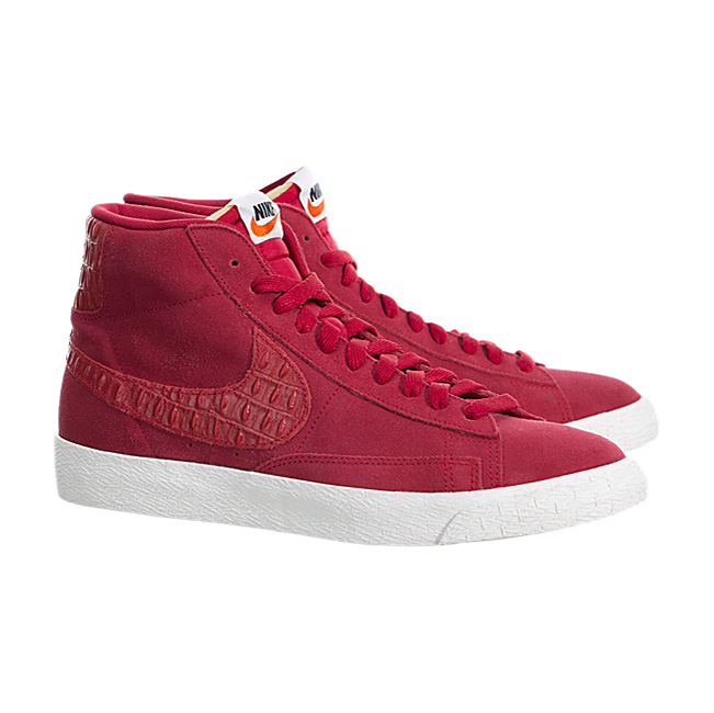 Nike Blazer Mid Premium Vintage - Gym Red / Sail-Gum Light Brown-Gym Red