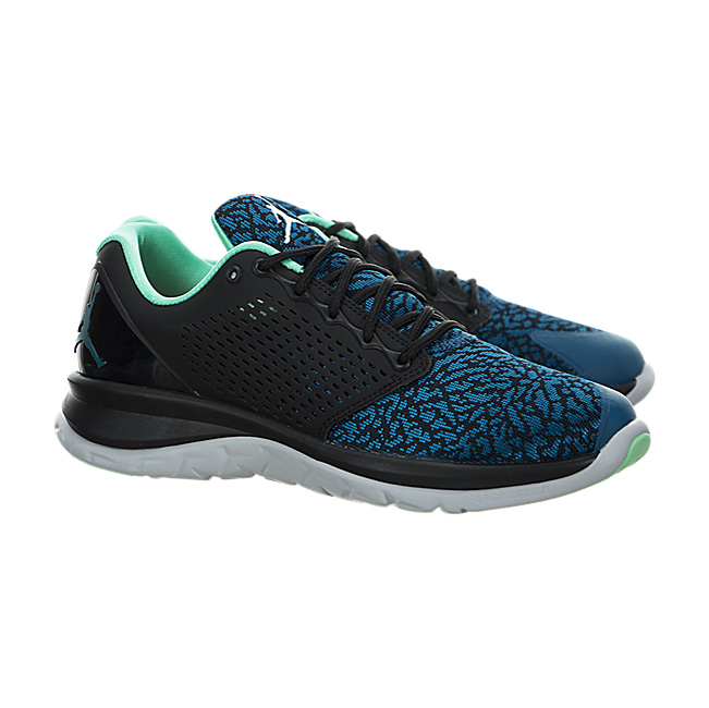Jordan Trainer ST - Black / Pure Platinum-Green Glow-Green Abyss