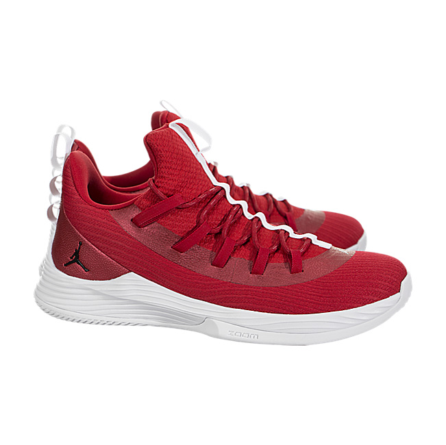 Jordan Ultra Fly 2 Low - Gym Red / Black-White
