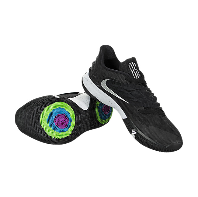 Nike Kyrie 4 Low - Black / Metallic Silver