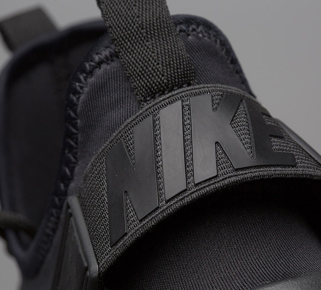 Nike Air Huarache Drift Trainer | Black / Black