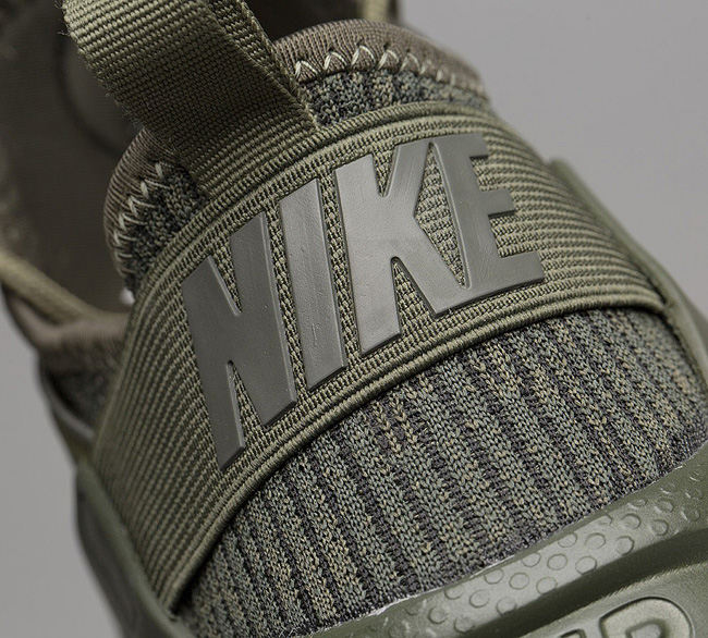 Nike Junior Air Huarache Run Ultra SE Trainer | Cargo Khaki / Sequoia