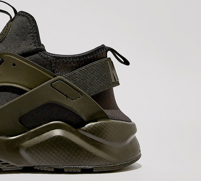 Nike Air Huarache Run Ultra Trainer | Black / Black / Black