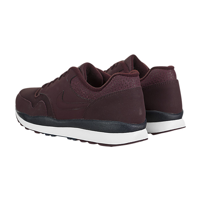 Nike Air Safari - Burgundy Crush / Obsidian