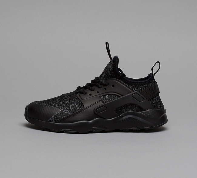 Nike Infant Huarache Run Ultra Trainer | Black