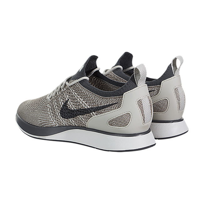 Nike Women Air Zoom Mariah Racer - Pale Grey / Dark Grey