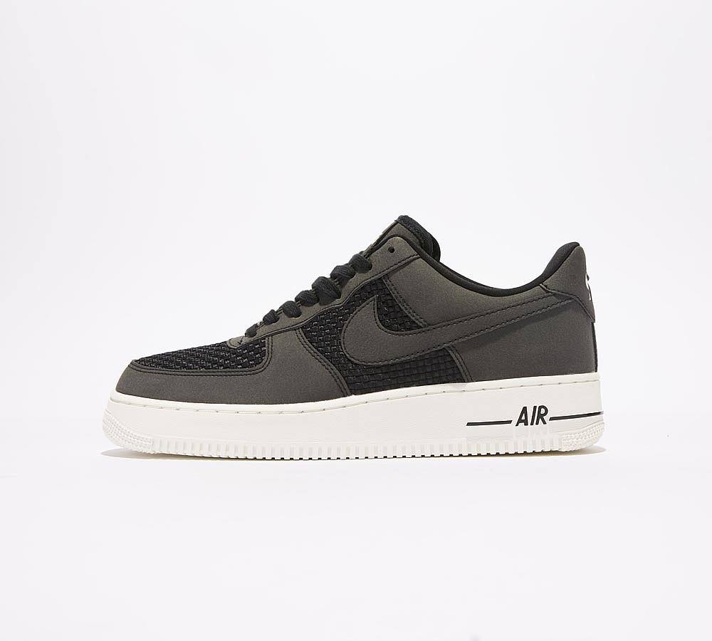 Nike Air Force 1 Low Trainer - Black / Black / Sail