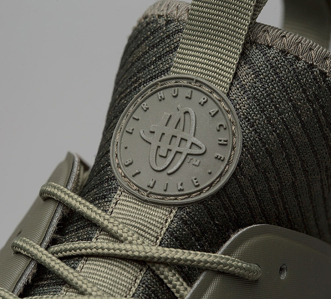 Nike Air Huarache Run Ultra Trainer | Khaki / Khaki