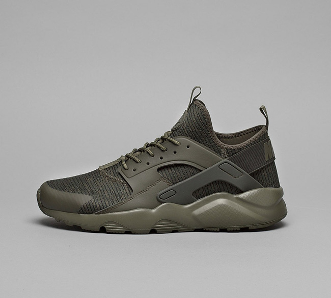Nike Air Huarache Run Ultra Trainer | Khaki / Khaki
