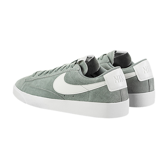Nike Women Blazer Low SD - Mica Green / Sail