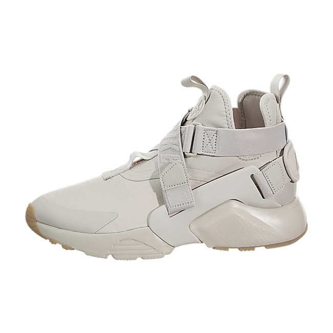 Nike Women Air Huarache City - Desert Sand / White