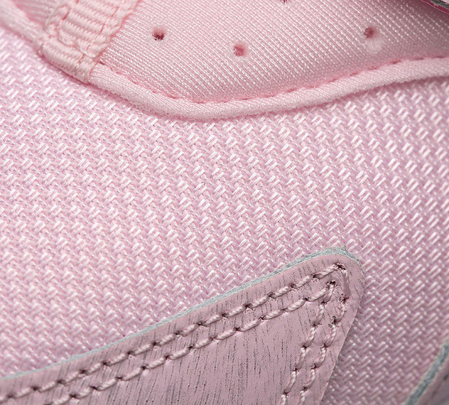 Nike Junior Huarache Run SE Trainer | Prism Pink